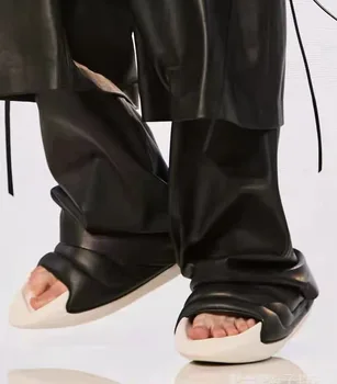 Джапанките на дебелото платформа във формата на лодка, чехли без обков с остър отворени пръсти, модни и ежедневни обувки за подиум, марка дизайнерски обувки
